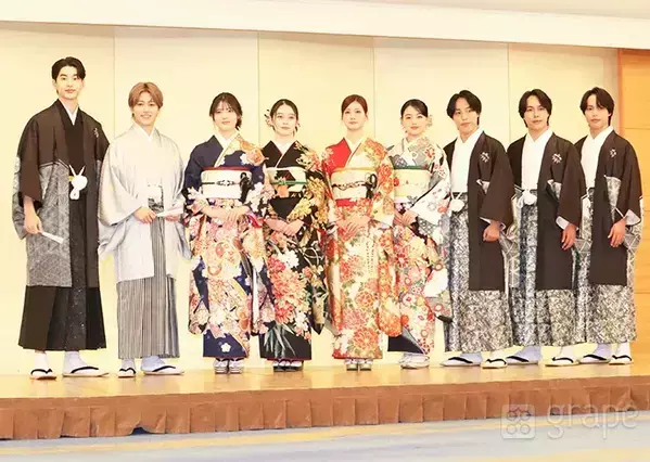 髙石あかり、生見愛瑠、上坂樹里たちが晴れ着で登場　今年の抱負は…？