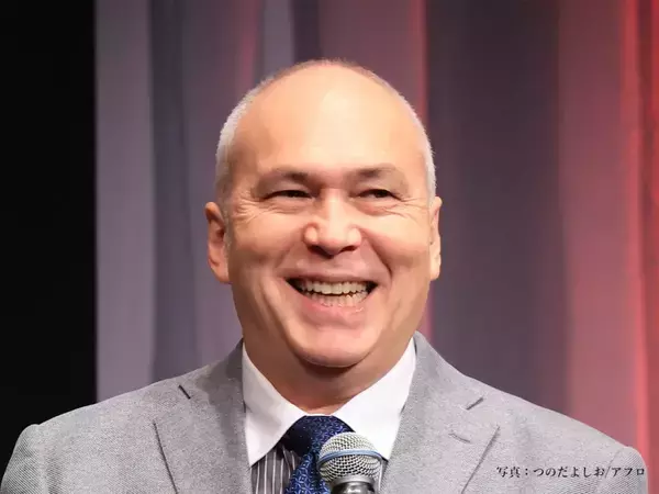 【訃報】モーリー・ロバートソンさん６３歳が逝去　「大好きでした」「信じられません」