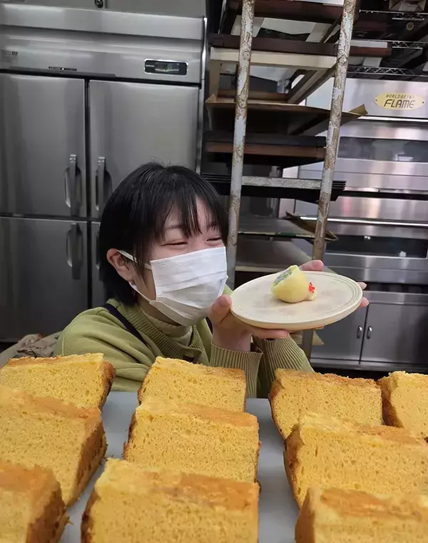 和菓子職人が妻に贈った『花束』は？　「素敵」「癒された」