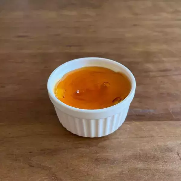 マグカップに材料を入れてチンすると？　完成した『おやつ』に「固めの食感」「最高」