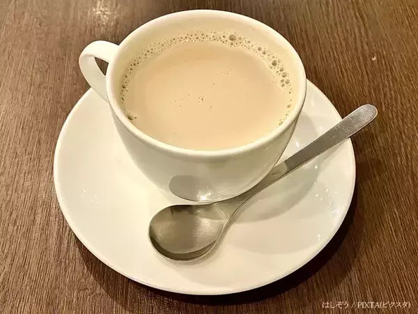 飲食店でミルクティを注文した客、おかわりしたいけど？「分かるな～」「気にしすぎないで！」