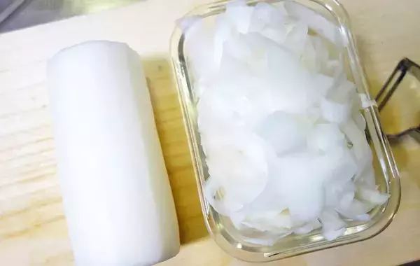その手があったか！大根をピーラーでひらひらにして…　家族が喜ぶ一品が完成【大根レシピ】