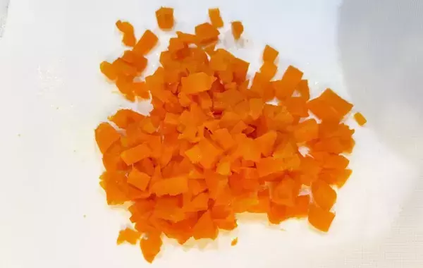 子供が「なんか出てきた！」と叫んだ　ハンバーグから出てきたのは…？