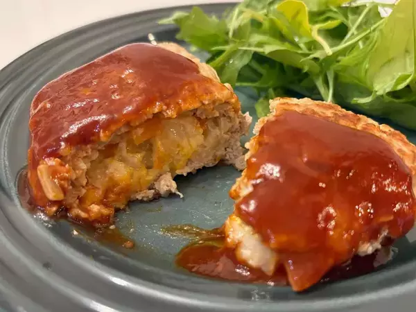 子供が「なんか出てきた！」と叫んだ　ハンバーグから出てきたのは…？