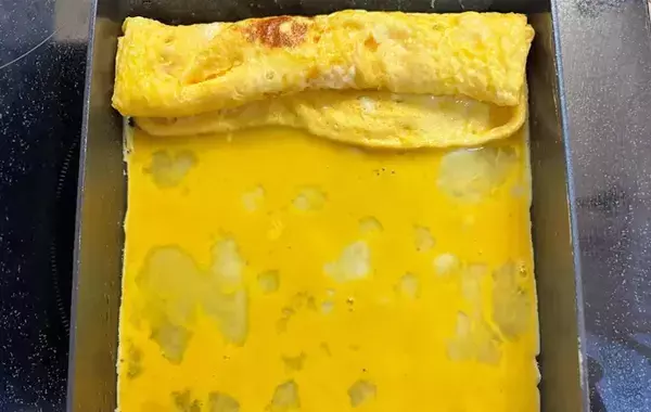 いつも通り玉子焼きを作ってから…？　ひと手間で食べ応えアップ「これほんとに…」