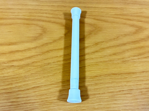 『短いつっぱり棒』が優秀すぎる！　ゴミ箱に使う活用アイディアに「もう手放せない！」