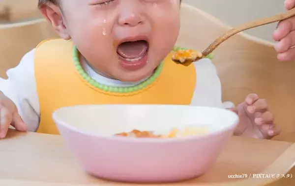 食事中の義父の一言で、娘がギャン泣き　すると義母が「もしかして…」