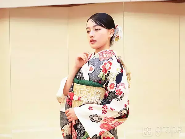 次期朝ドラW主演、上坂樹里の意外な素顔　実はお笑い好きで…？