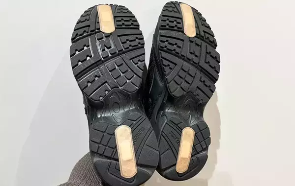 突然の雪で道が滑る…　そんな時は警視庁のアイディアが役に立つ！