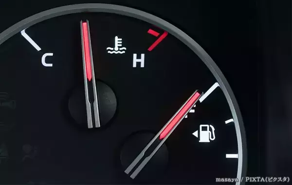 ガソリンは『満タン』にしない方がいい？　「燃費が悪くなる」は本当なのか