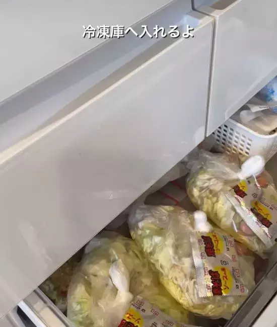 焼きそば麺は具材と一緒に冷凍して！　驚きの裏技に「コレは助かる」「なるほど」