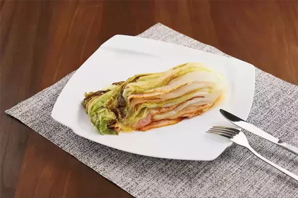 丸ごと1個買ってもペロリ！　食のプロに聞いた『白菜の意外なレシピ』【3選】