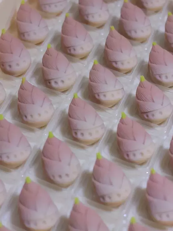 和菓子職人「朝から筍作り」　春らしさ満点の練り切りに「美しい…」「丁寧に作られているのが伝わってくる」