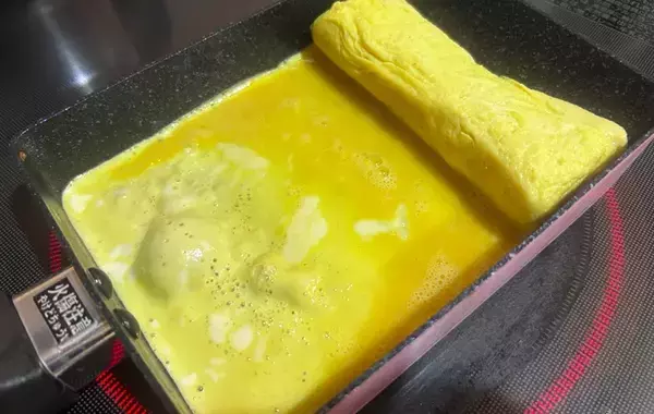 食べた娘が「いつもと違う！」　玉子焼きの味つけに、大さじ2杯入れたのは…？