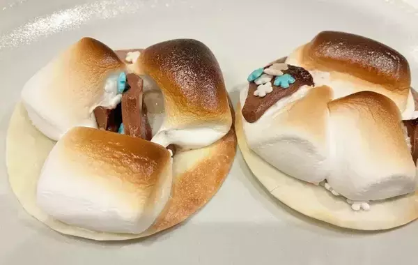 餃子の皮に材料2つをのせて？　できたものに「子供が大喜び」「あっという間になくなった」