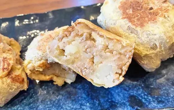 油揚げのまさかの食べ方　裏返して詰めた『中身』に、家族が絶賛！