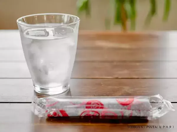 喫茶店で『水だけ』がネットで議論　「そういう人とは行けない」「ルールじゃないならOK」と賛否