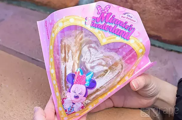 ディズニーランドで見つけた『シュークリーム』　その形と包装に…「かわいさ全開！」