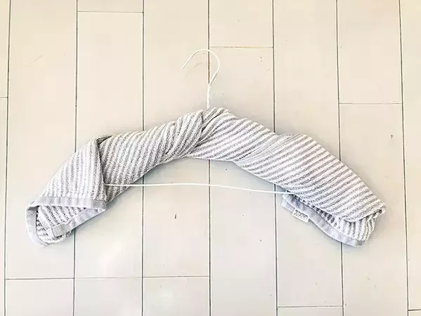 フェイスタオルを細長く折って…　外干し時間短縮テクニックがこちら！