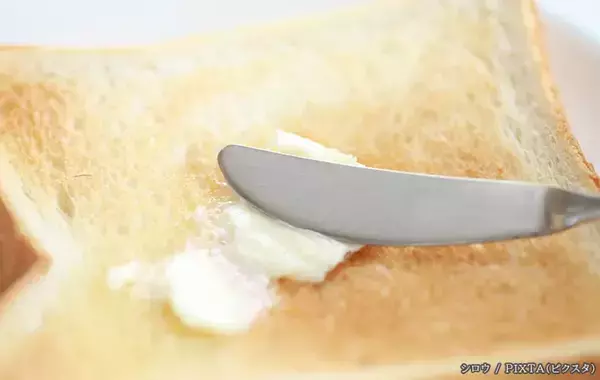 トーストのバターを塗るのは、焼いた後？焼く前？　専門機関の回答に「逆やってた」