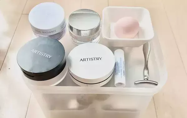 「細長い物をしまう時は…」　収納のプロが使っているアイテムに「その手があったか」