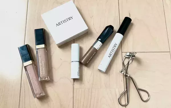 「細長い物をしまう時は…」　収納のプロが使っているアイテムに「その手があったか」