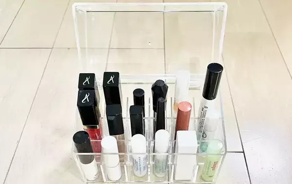 「細長い物をしまう時は…」　収納のプロが使っているアイテムに「その手があったか」