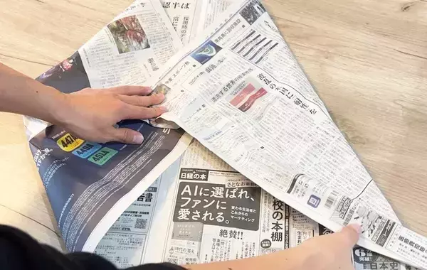 新聞紙、丸めるのではなく…？　 自衛隊が教える、靴を効率よく乾かす方法