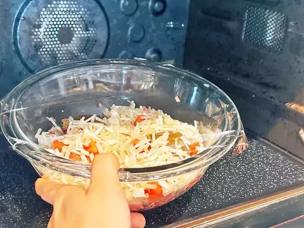 カレーの鍋、洗いたくない！　ハウス食品のアイデアに「なんて時短」「コクも出た」