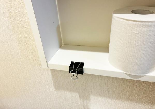 ダイソーのダブルクリップ、活用法3選　挟んで引っかける『収納方法』に「これで散らかり知らず！」