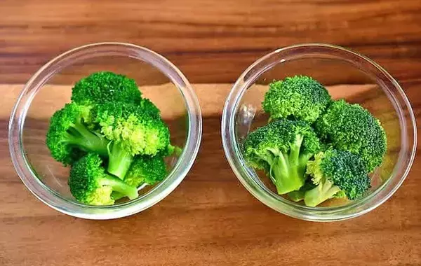 ブロッコリーを茹でずにシチューに入れたら？　管理栄養士「良いことは…」