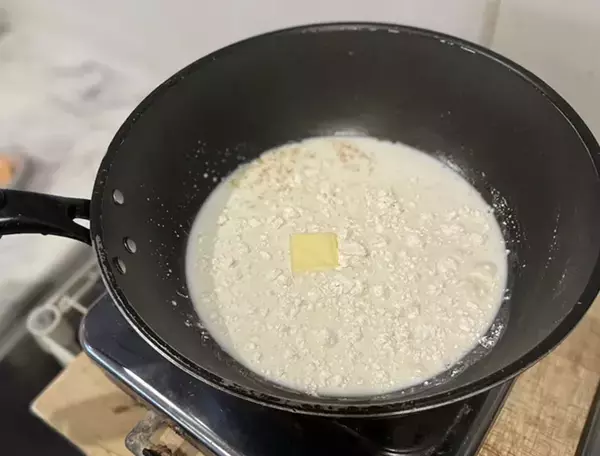 「え、これだけでいいの？」　面倒なホワイトソース作り、元調理師が教える『裏ワザ』に驚き！