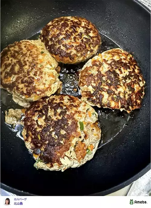 小言を言う息子と夫もおかわりした！　ギャル曽根が教える秘伝の煮込みハンバーグがふわとろ