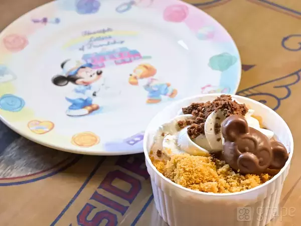 優しい甘さが好きな人必見！　ディズニーシーで食べてほしい『アップルクランブルケーキ』って？