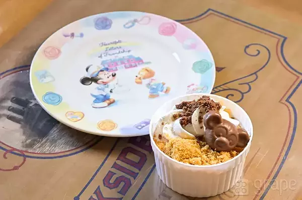 優しい甘さが好きな人必見！　ディズニーシーで食べてほしい『アップルクランブルケーキ』って？