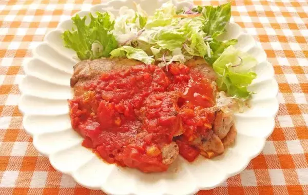 鶏むね肉に片栗粉をまぶして…　意外な相性に「さっぱり」「いくらでもいける」【調理テク4選】