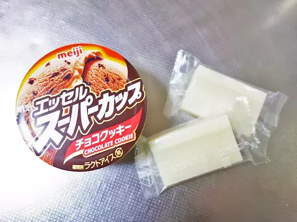 余った餅はこうする！　溶かしたアイスに混ぜて冷やすと…？