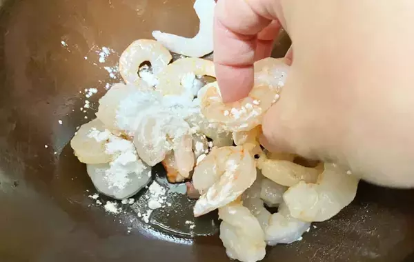 マヨネーズに隠し味を混ぜると絶品！　ブロッコリーとえびで「デパ地下風おかずになった」