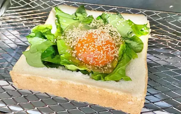 味噌汁だけじゃない！『和風だし』をかけたのは…　意外な組み合わせが新感覚！