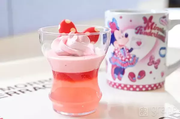 ディズニーランドで『デザート』を注文すると…　一緒に買える限定カップが反則級！【販売店舗リスト】