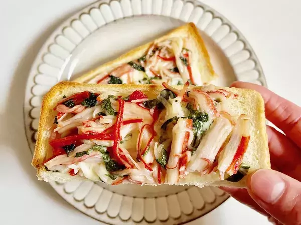 大葉をカニカマを混ぜて…？　食べた息子が「ピザみたいでおいしい！」