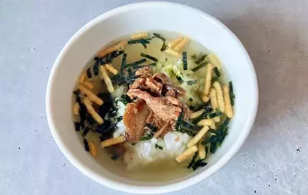 永谷園のお茶づけに『ちょい足し』したのは…？　「夜食にぴったり！」「めっちゃぜいたく」