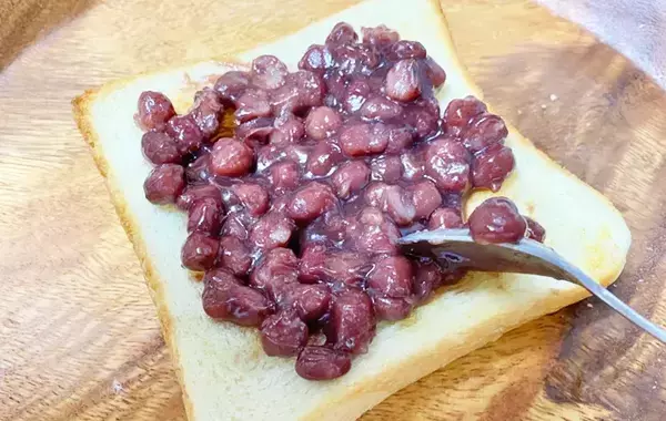 食パンにバターを塗って…　息子が「明日も作って」と大絶賛した『背徳トースト』