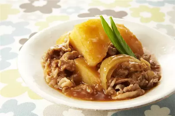 肉じゃがや豚汁がもっとおいしくなる！　入れた調味料が…？カゴメに聞いてみた