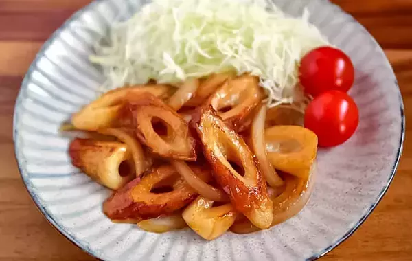 ちくわとタマネギを炒めて…　管理栄養士のアイデアに「肉より安上がり」「これで十分」