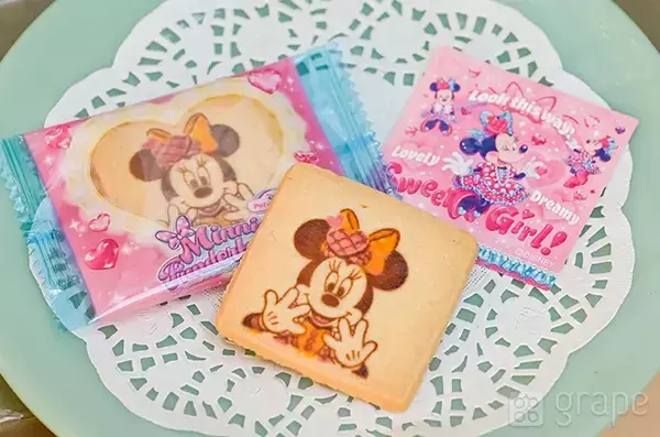 東京ディズニーランドの『クッキー』　中を開けたら…一緒に入っていたものに驚いた！