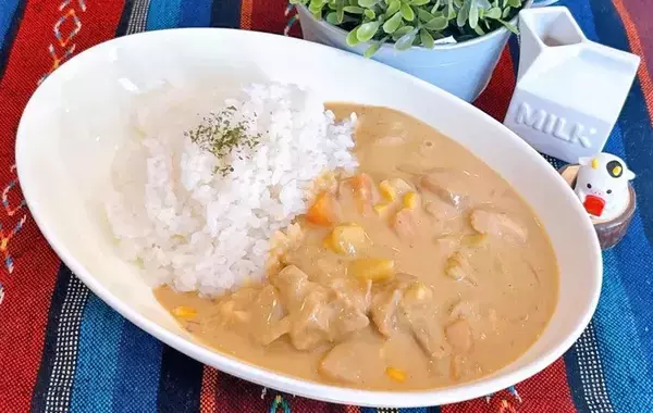 時短でカレーにコクを出す調理法　水の代わりに…「ビックリ」「子供がパクパク」