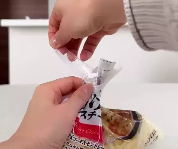 かつお節の袋は2回カットして…　簡単な袋の閉じ方に「試してみます」「初めて知った」