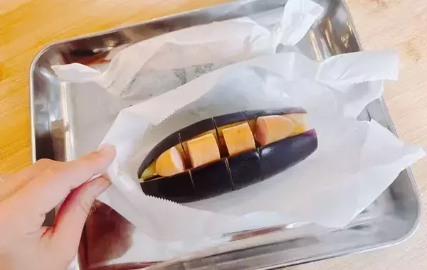 ナスに切り込みを入れて…　できた簡単おかずに「声出た」「豚バラより好き」