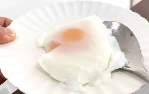 とろとろ卵はこう作る！　おたま1つで「もう失敗しない」「理想の仕上がり」